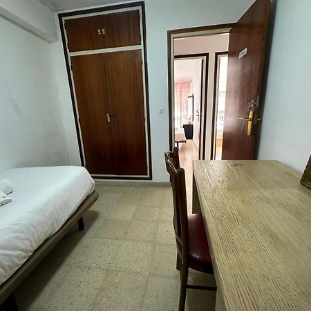 מאלגה Habitacion Individual En La Victoria מראה חיצוני תמונה